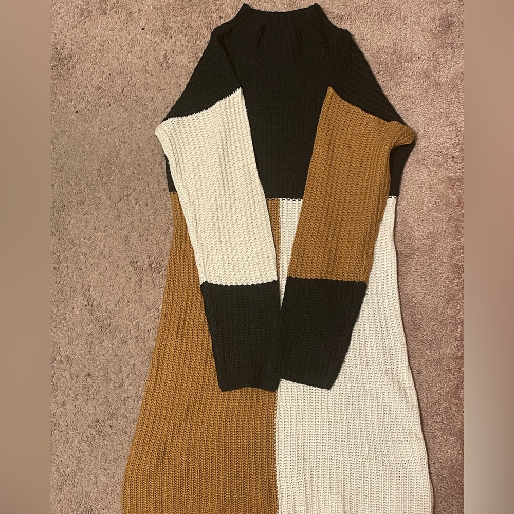 Knitted dress